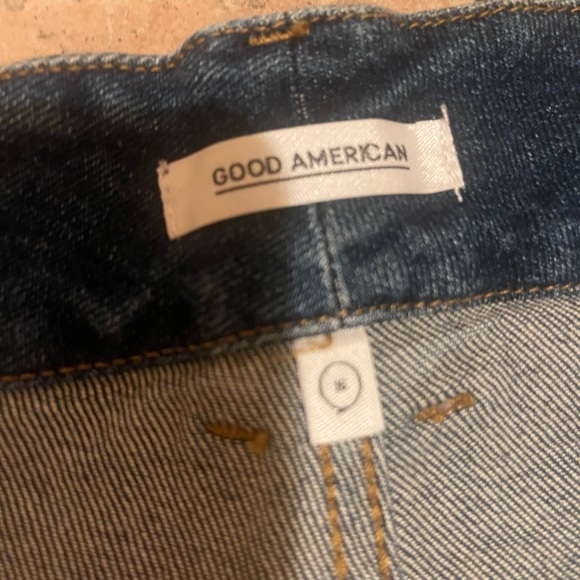 Good American - Twisted seam Jeans - Picture 2 of 4